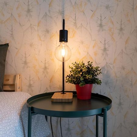 Renovated Feb25 Clerigos Cozy Balcony With Self Check In Apartment Porto Bagian luar foto